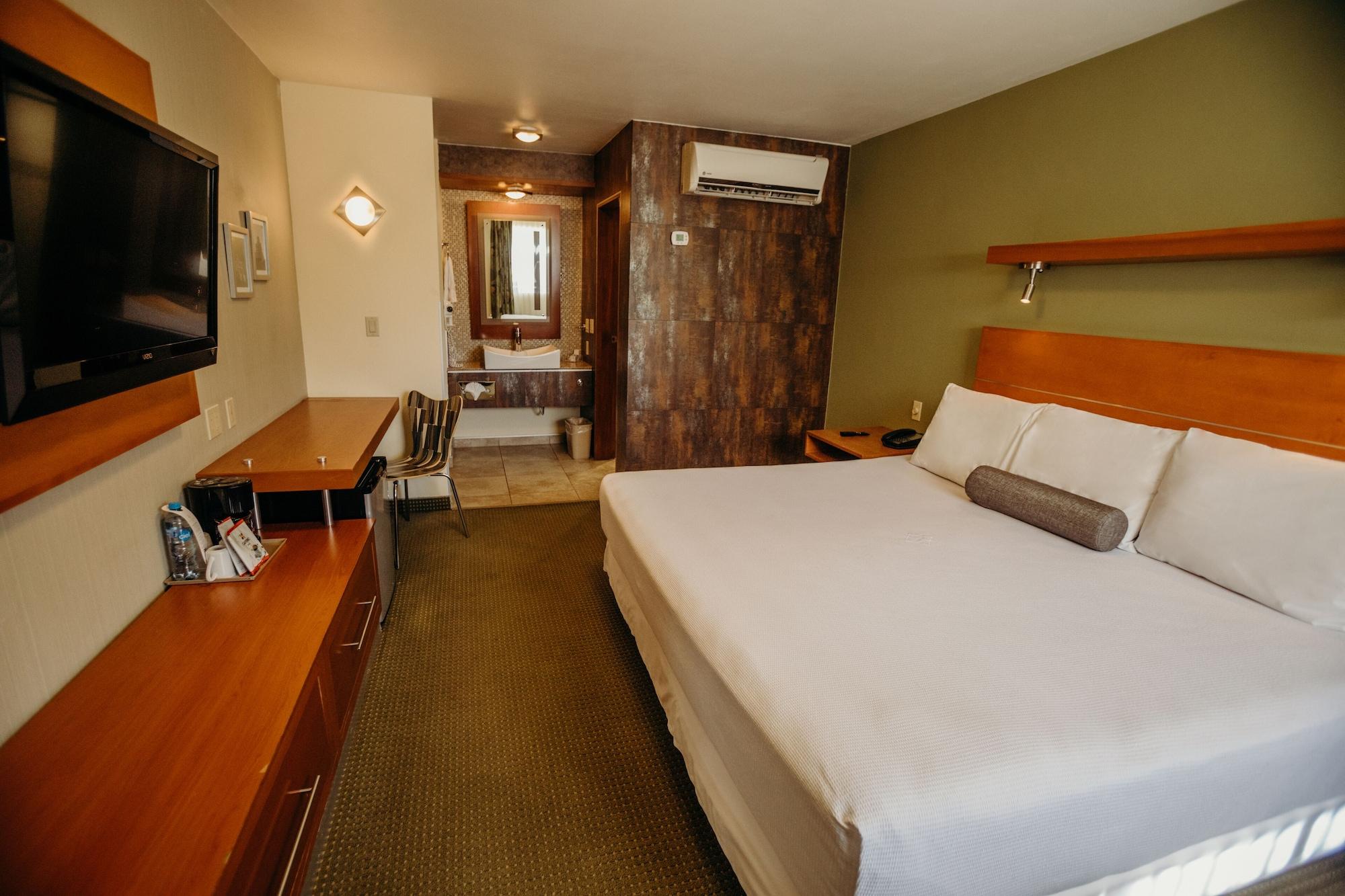 Hotel Calafia Mexicali Kültér fotó