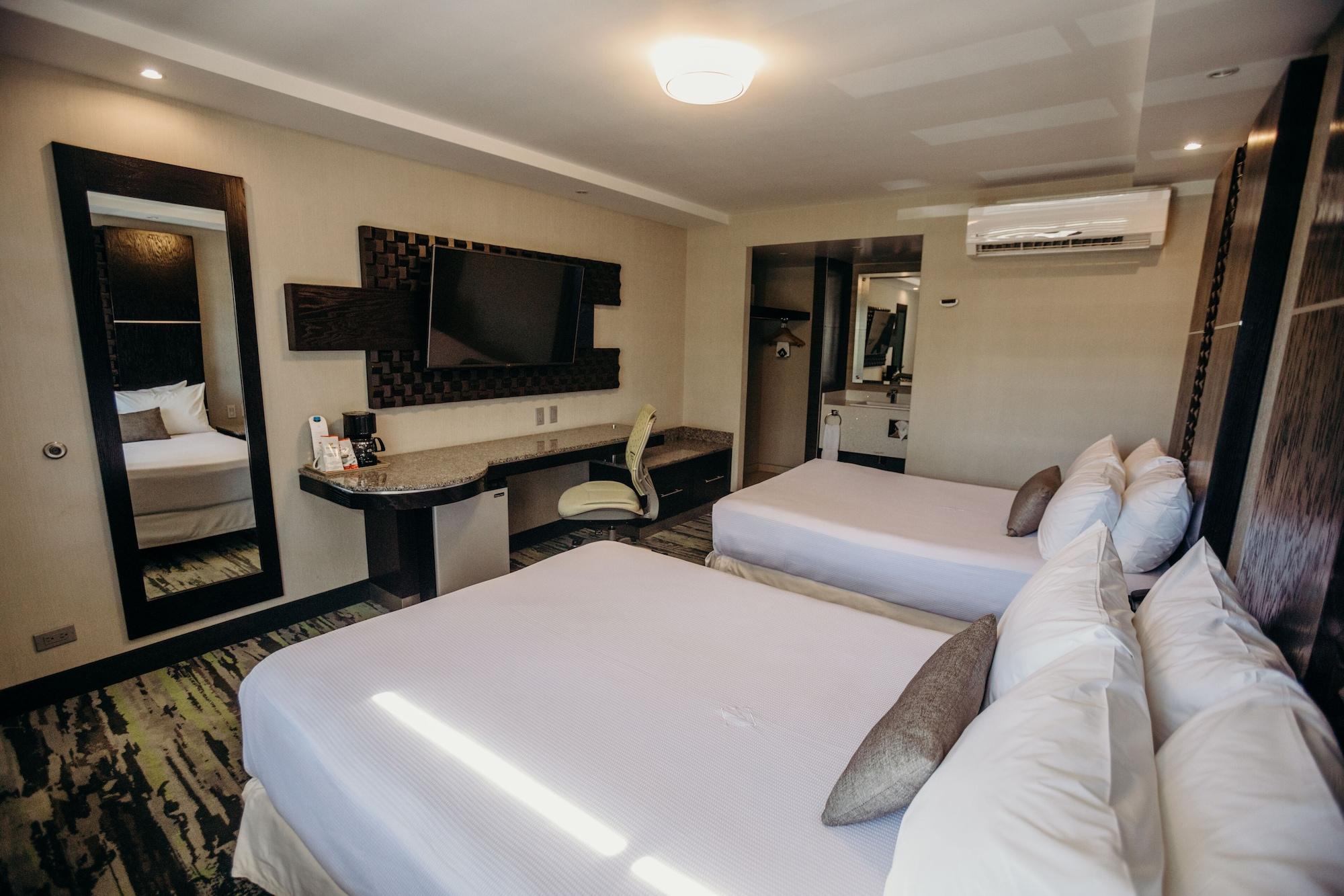 Hotel Calafia Mexicali Kültér fotó
