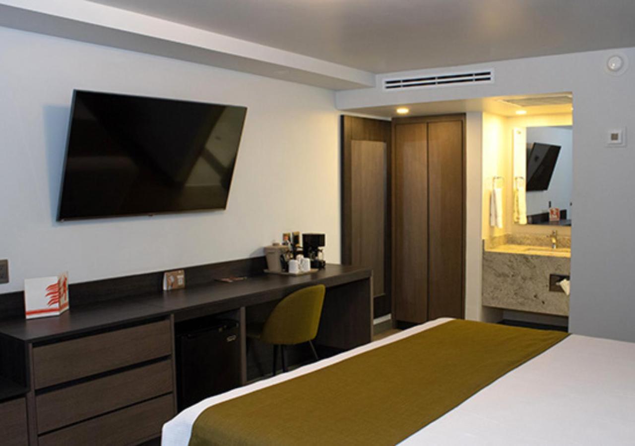 Hotel Calafia Mexicali Kültér fotó