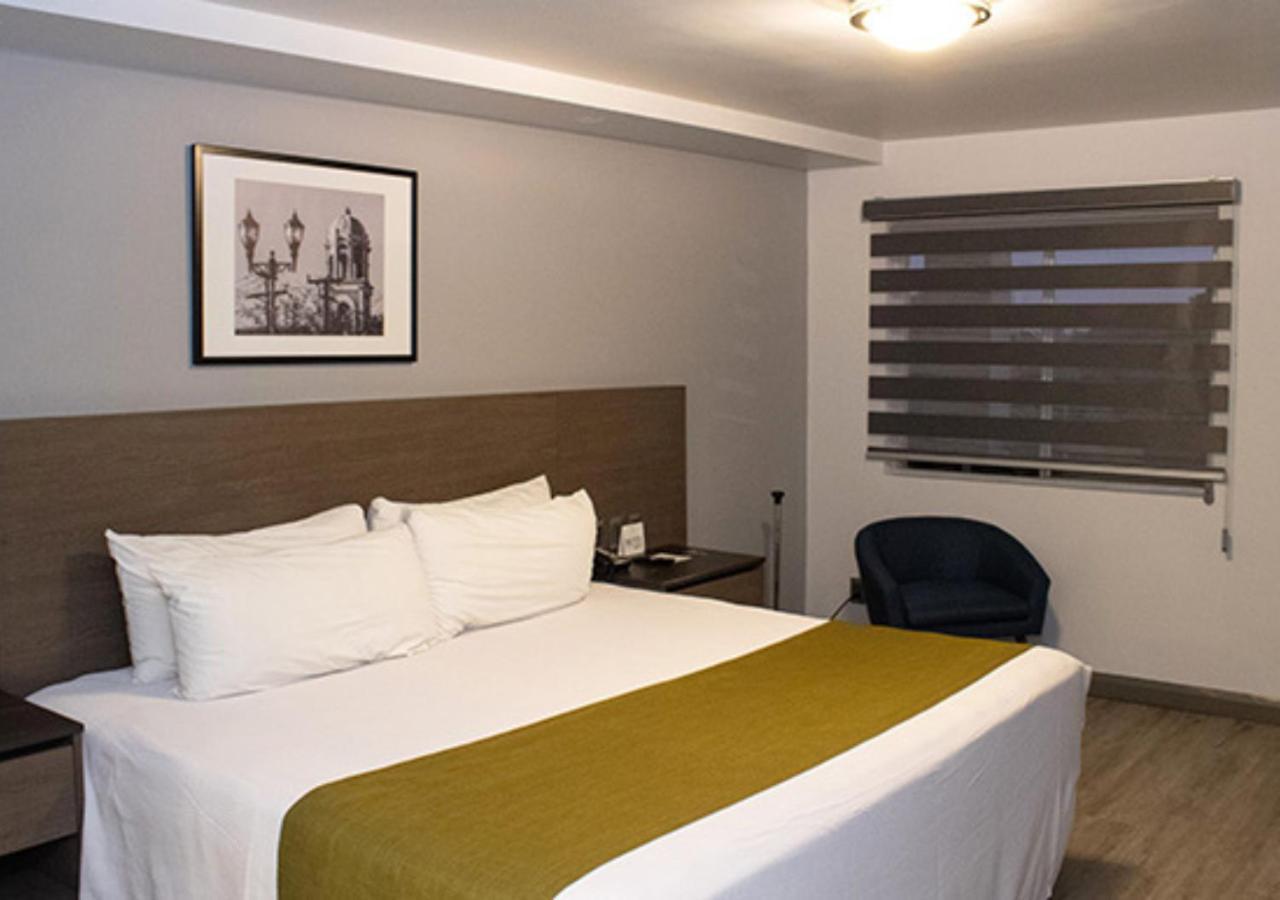 Hotel Calafia Mexicali Kültér fotó